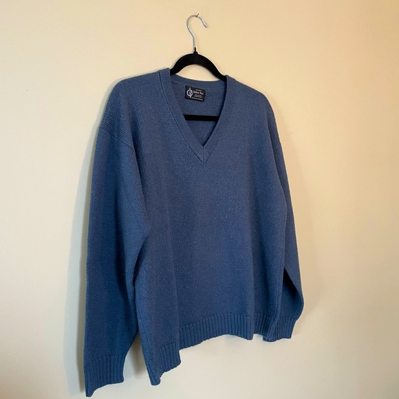 Inka Sur Sweaters - 100% Alpaca Cozy Navy Knit V-Neck Sweater